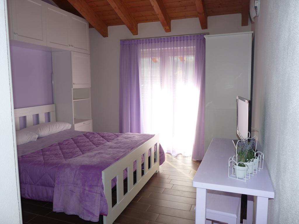 B&B Il Barsot Pettenasco Habitación foto